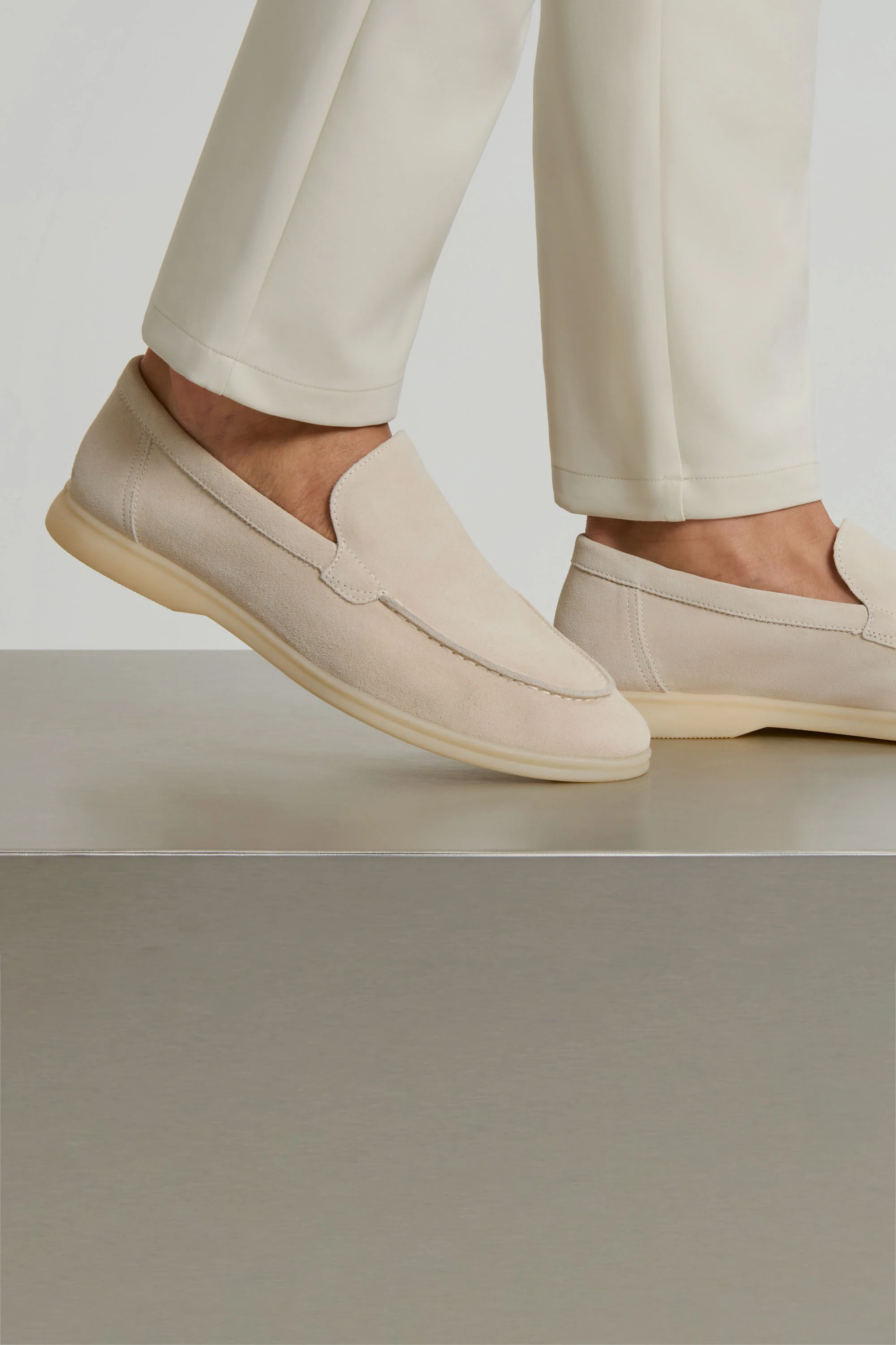 THE CLASSIC SUEDE LOAFER - Image 4