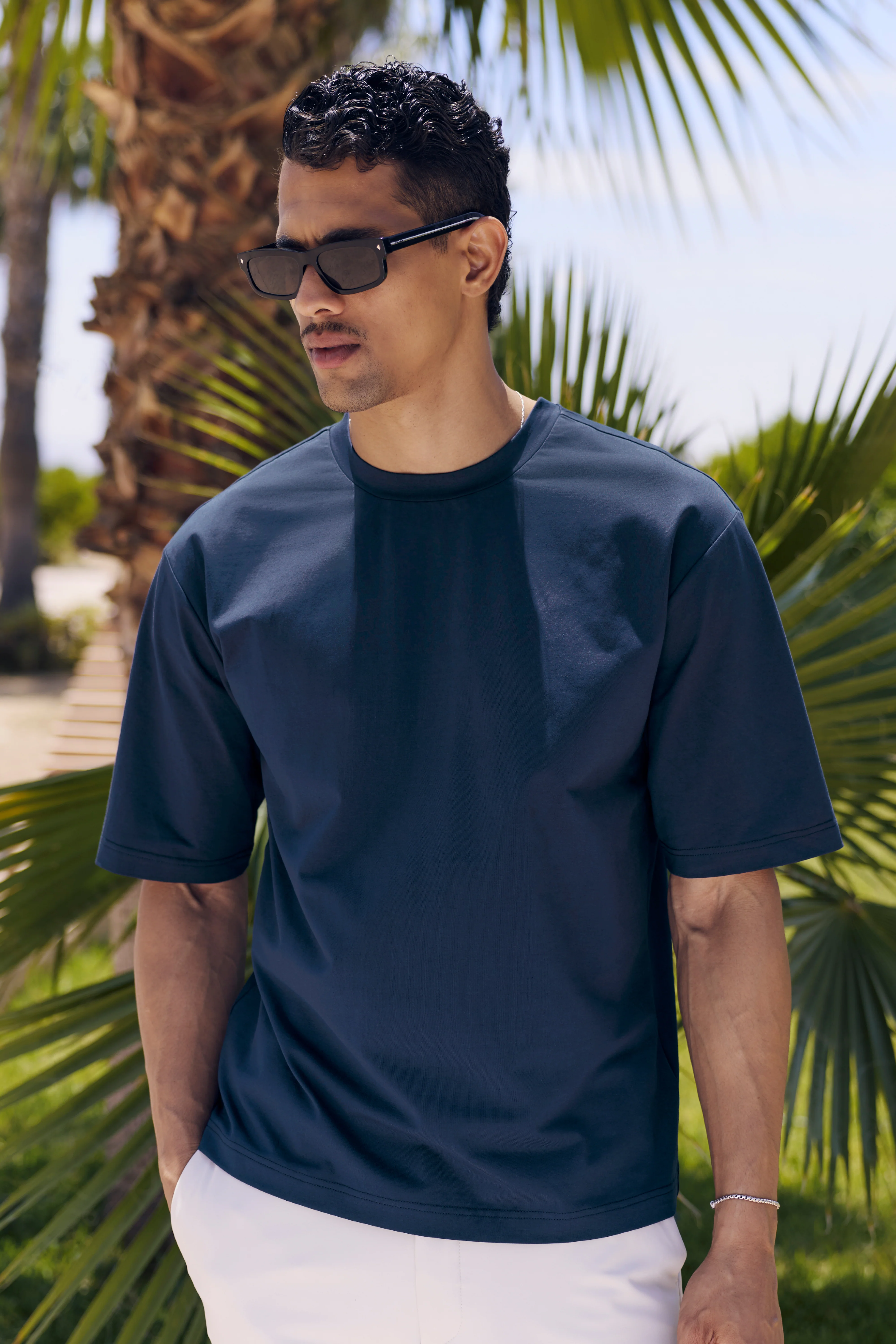 THE ESSENTIAL RELAXED T-SHIRT - Image 13