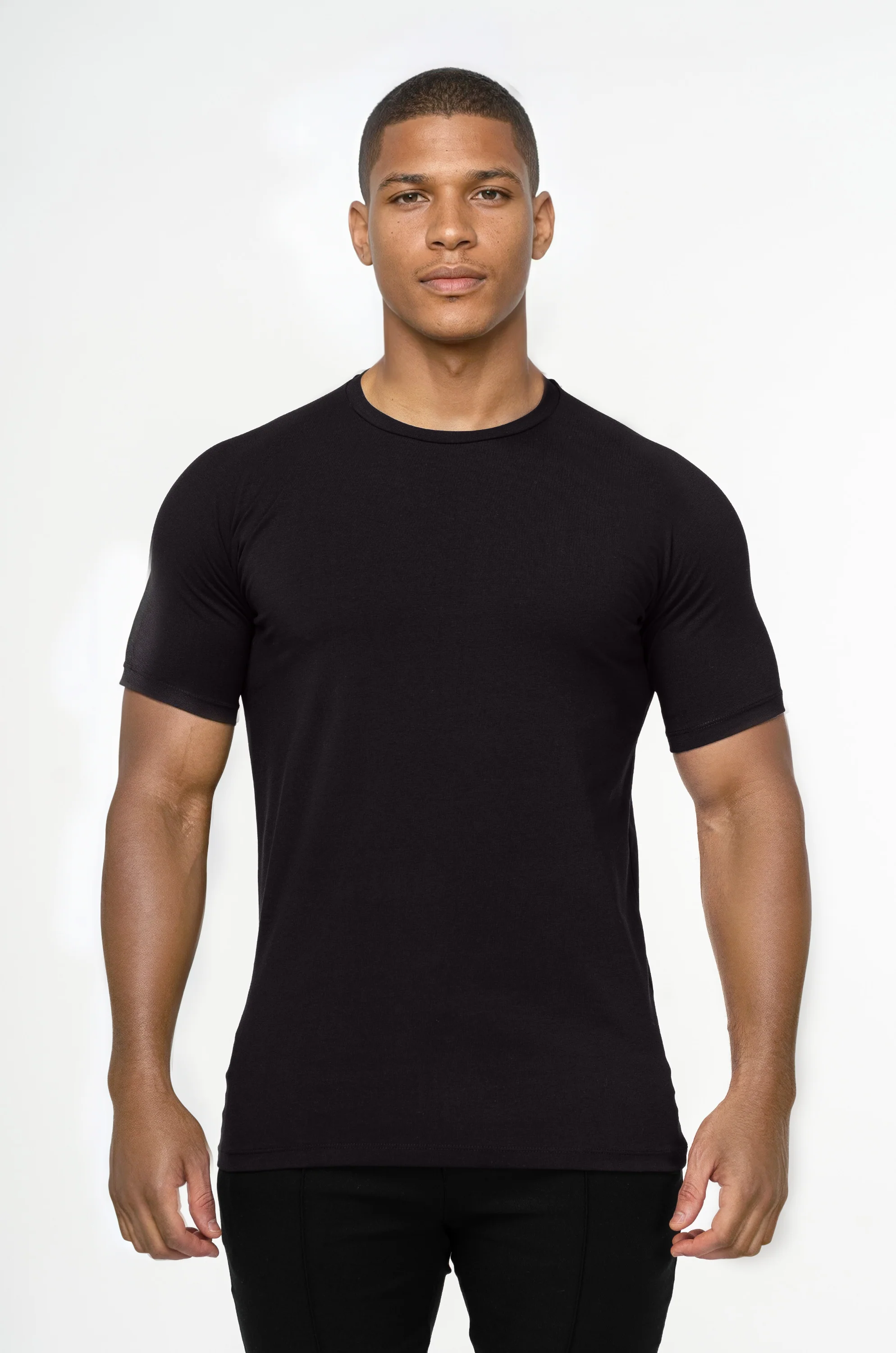 THE ESSENTIAL T-SHIRT