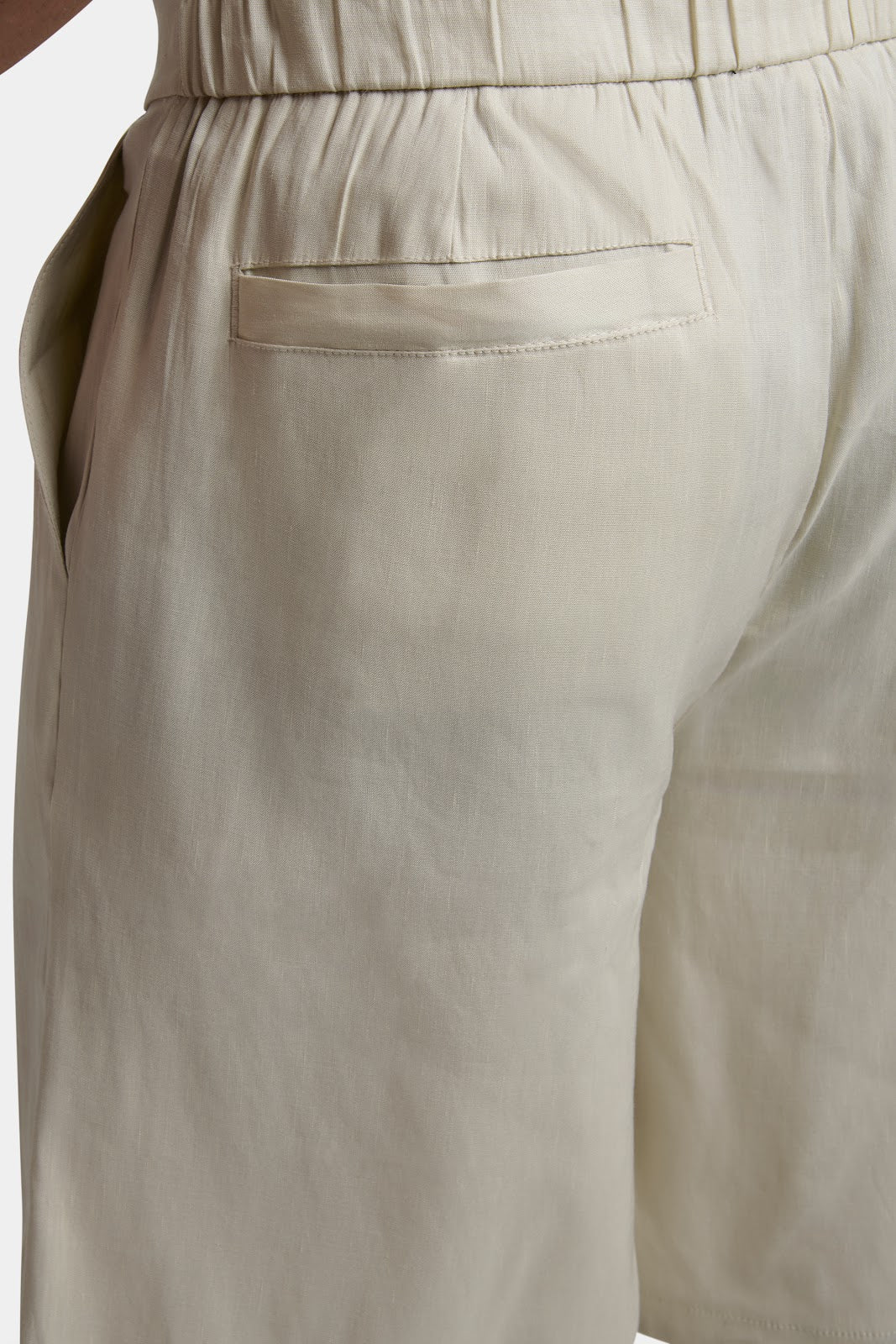 THE LINEN SET - Image 4