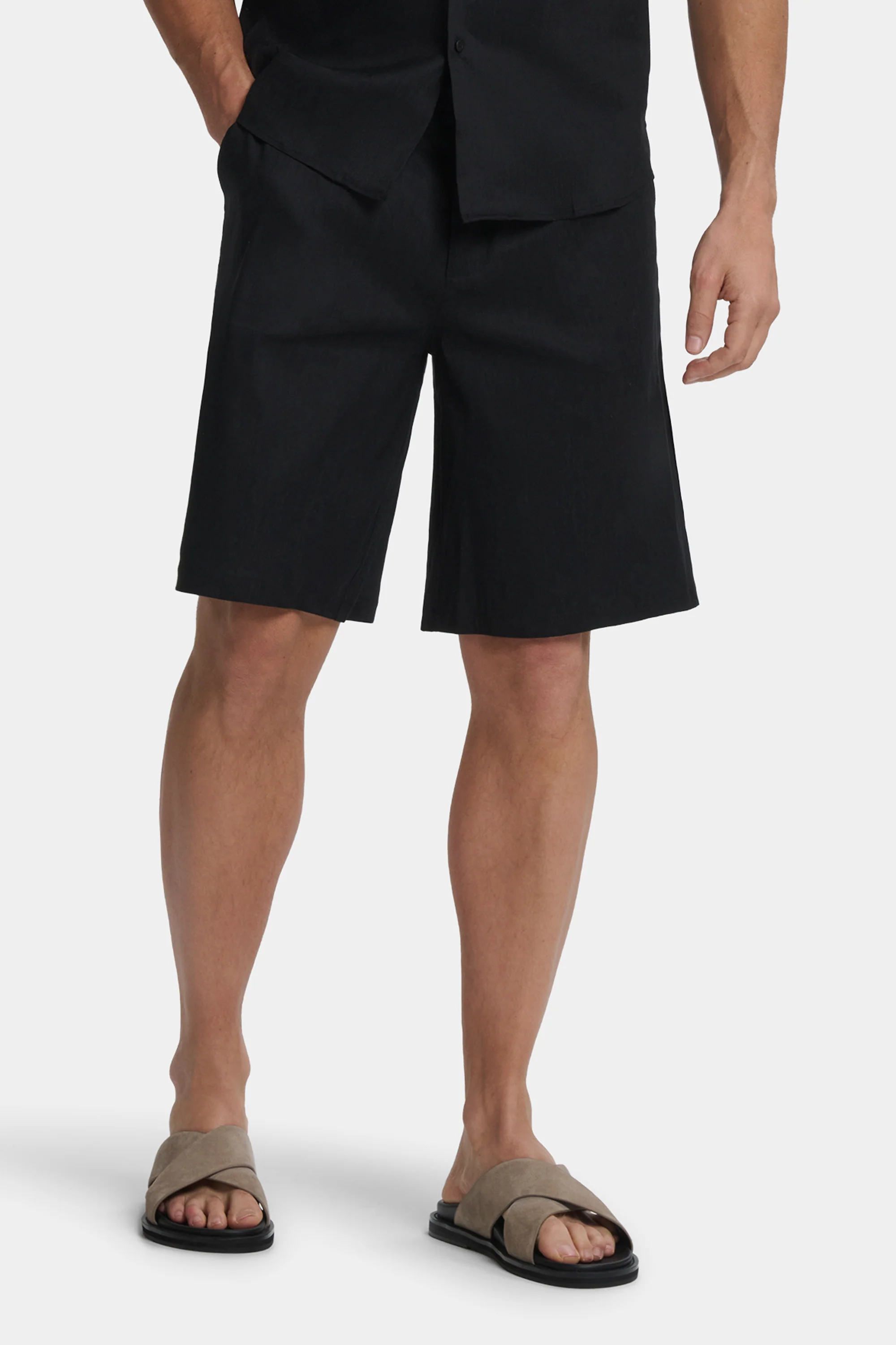 THE LINEN SHORTS - Image 10