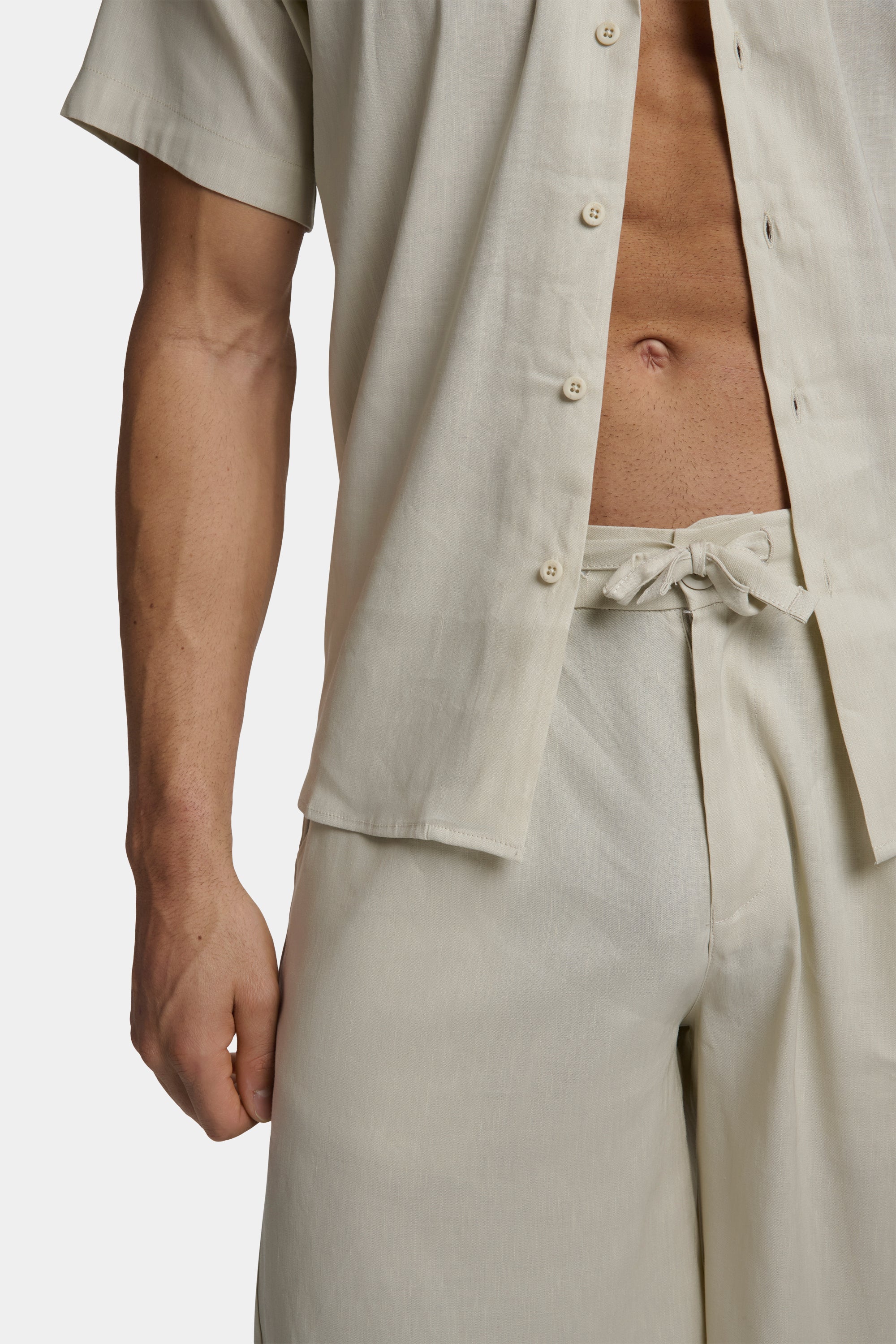 THE LINEN SHORTS - Image 3