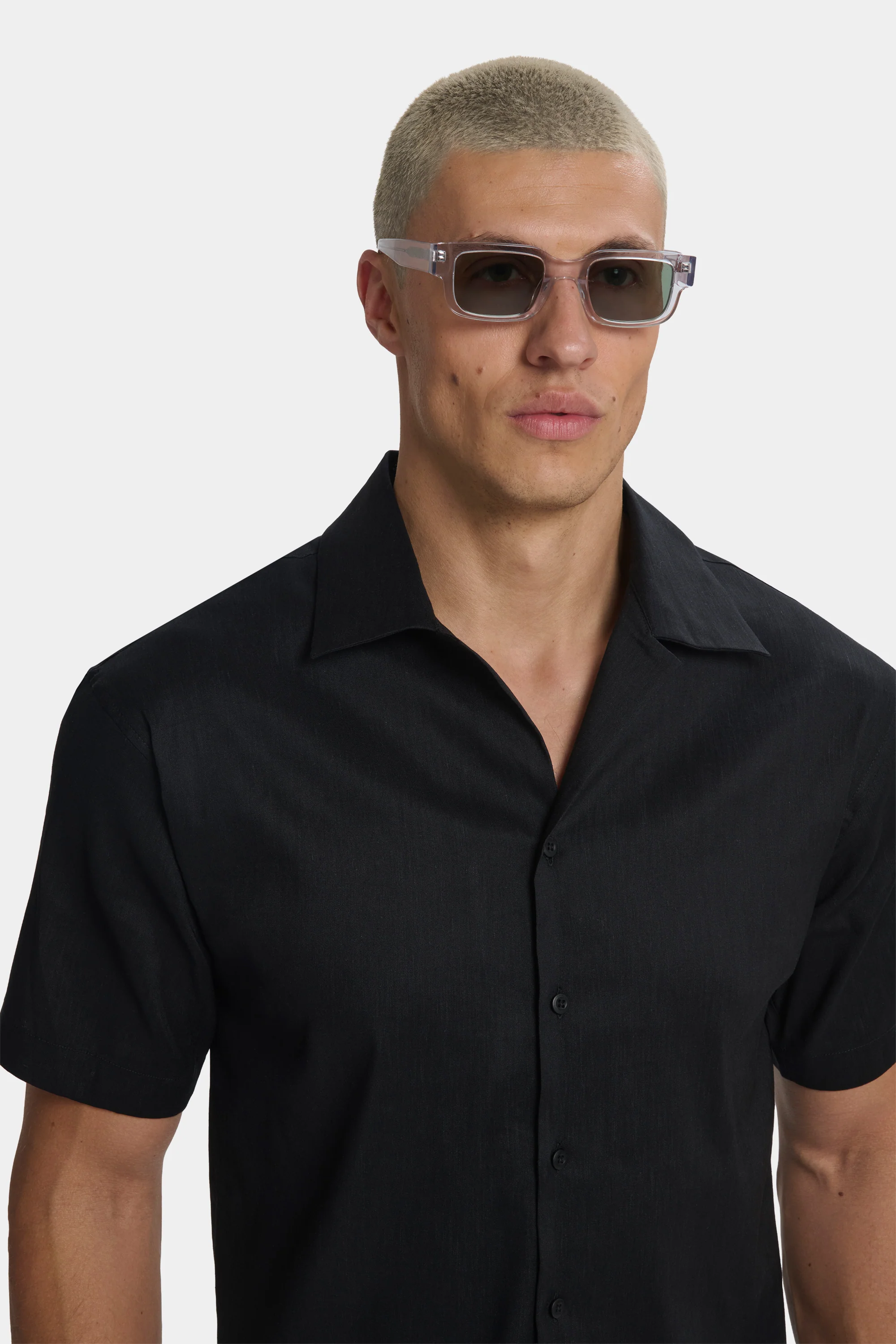 THE LINEN SHORT SLEEVE SHIRT - Image 4