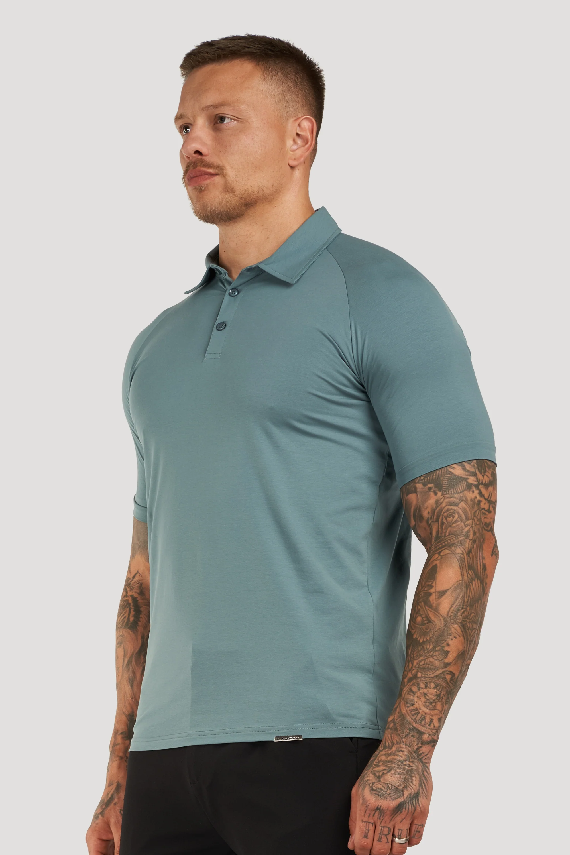 THE MUSCLE BUTTON POLO - Image 14