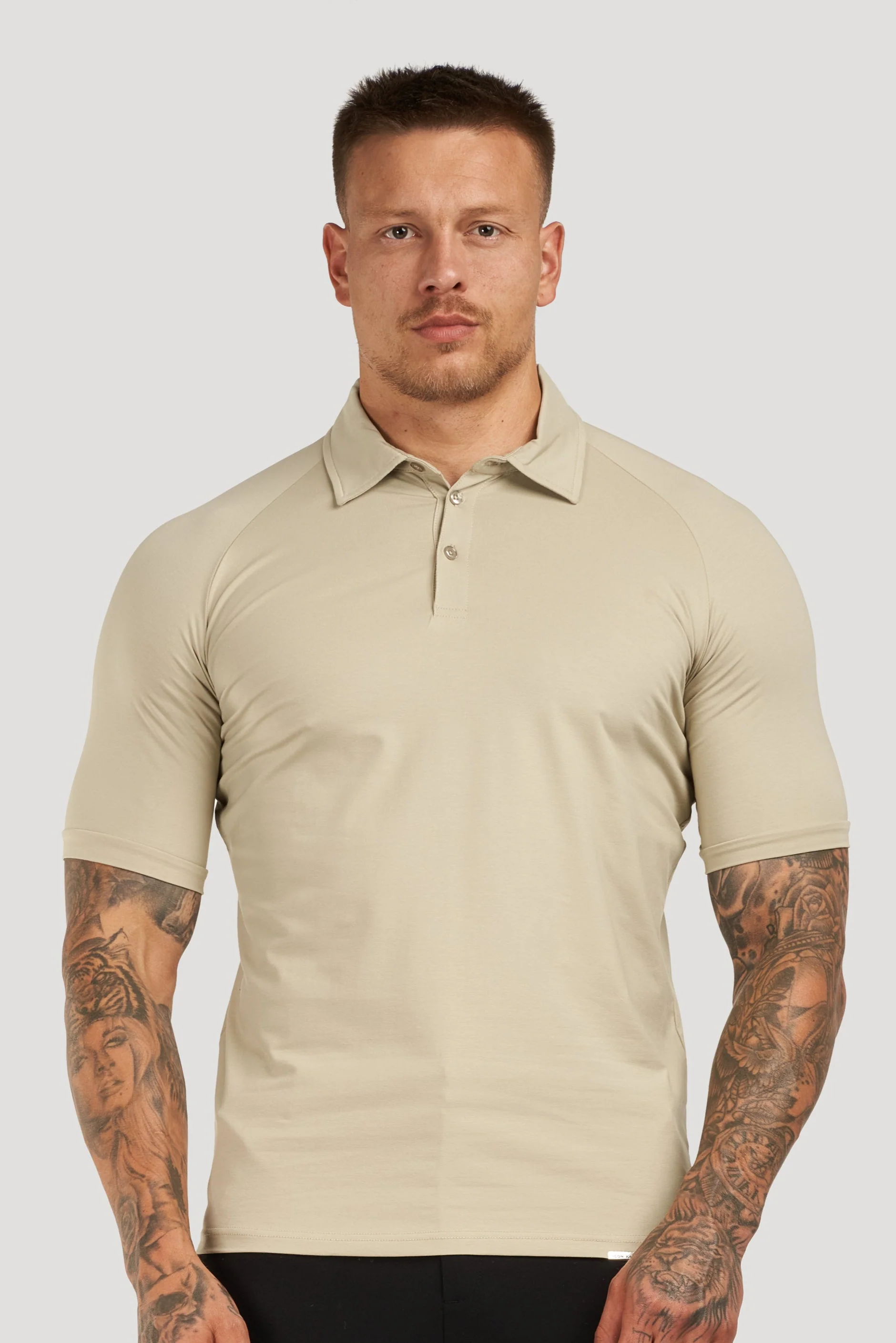 THE MUSCLE BUTTON POLO - Image 17
