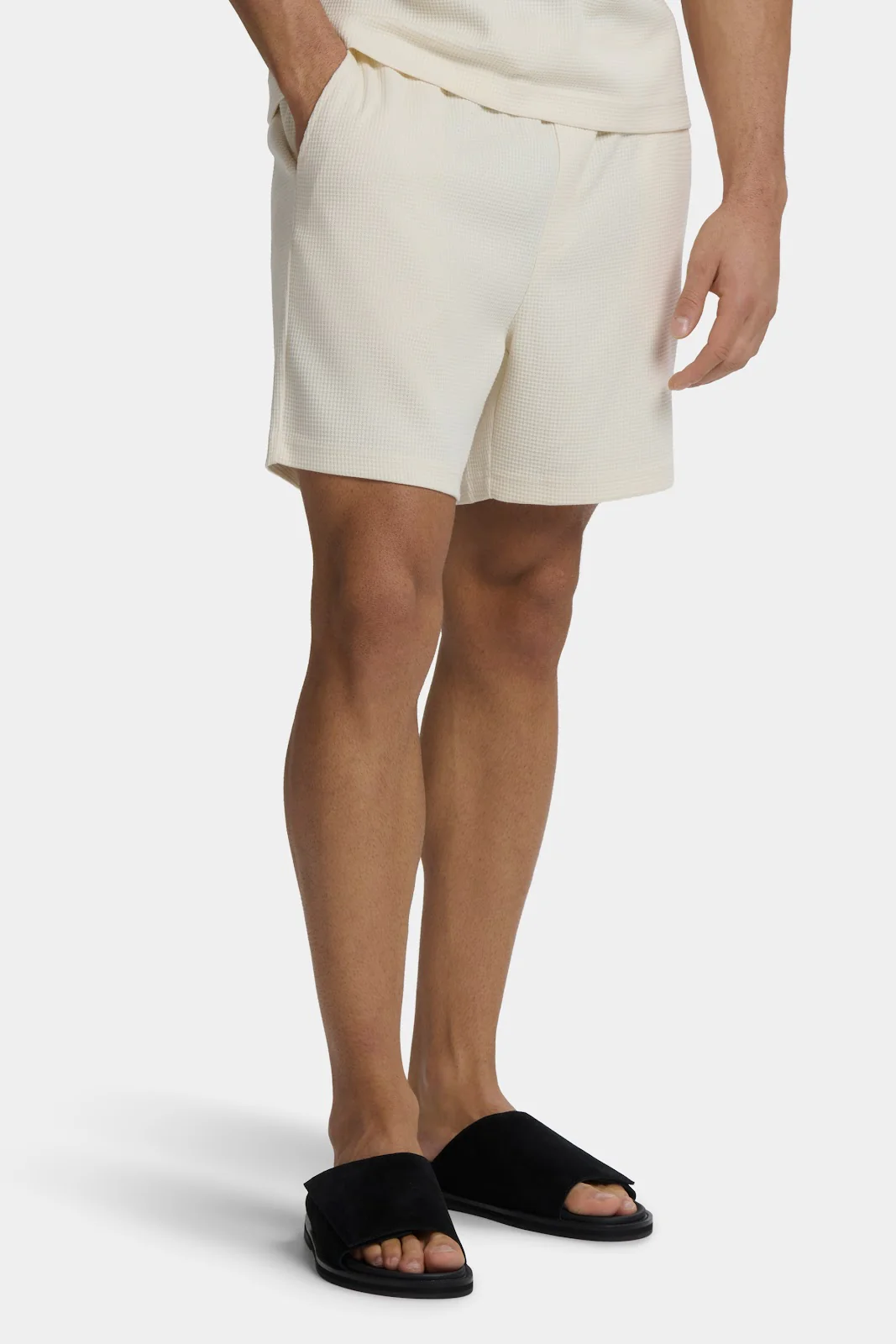 THE ZENO SHORTS - Image 10